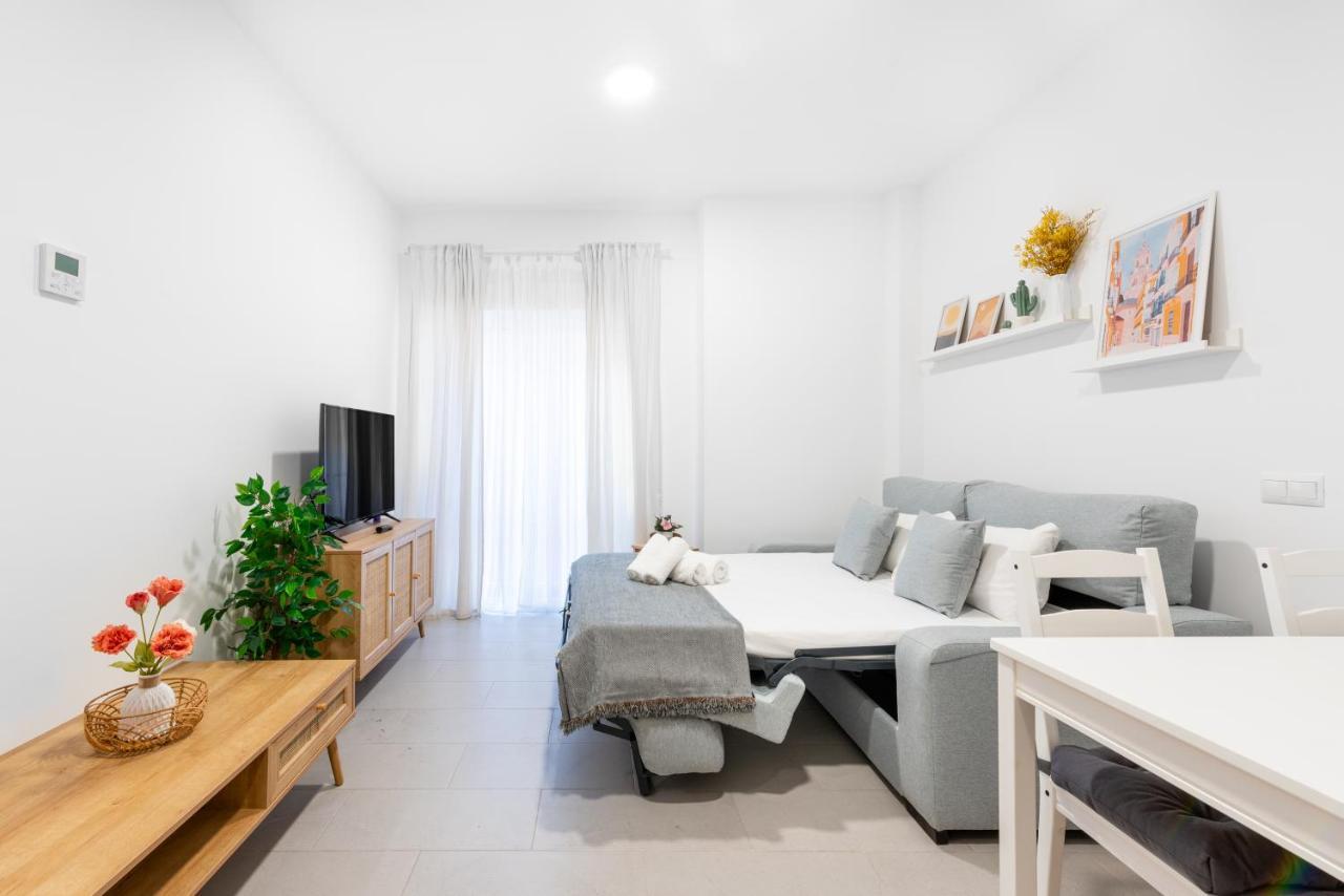 Wintowinrentals Superb New-Look Apartment Málaga Dış mekan fotoğraf
